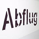Schild mit Aufschrift Abflug