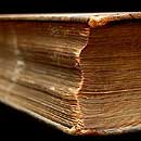 Nahansicht altes Buch